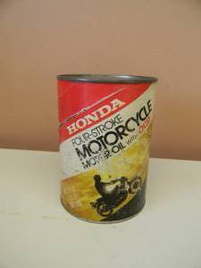 lot 76 image: VINTAGE HONDA FOUR STROKE MOTORCYCLE MOTOR OIL ONE QUART CAN - FULL - VERY COOL - SEE PICTURES