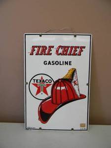 lot 83 image: AWESOME PIECE - VINTAGE ORIGINAL PORCELAIN TEXACO FIRE CHIEF GASOLINE SIGN 3-5-62 - GREAT PIECE - APPROX 10 BY 15 - SEE PICTURES