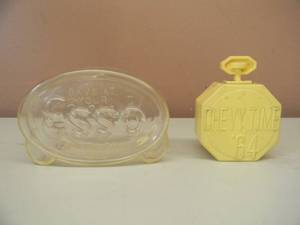 lot 90 image: Vintage Chevy Time 64 Coin Bank Chevrolet Dealership Promotional Item WITH VINTAGE SAVE AT YOUR ESSO DEALER PLASTIC COIN BANK  - GREAT SET - SEE PICTURES
