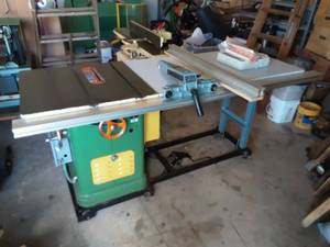 Delta Unisaw Manuf. By Rockwell Tools. Comes With Blades And Dado Blades 2 Hp. 220 Volt  3 Phase