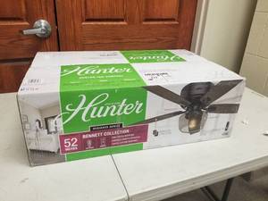 52 Ceiling Fan Hunter Bennett Collection Designer Series Matte Black with 5 Walnut blades and Smoked glass (new in box)