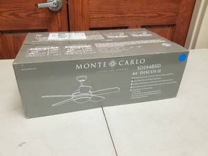 44 Ceiling Fan Monte Carlo Discus II Brushed Steel with 5 SilverAmerican Walnut Dual blades and  glass (new in box)