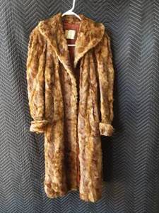 lot 23 image: Fredrick James Fur Coat