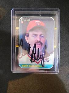 lot 23 image: 1987 Donruss Bert Blyleven In Person Autograph
