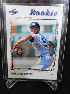 lot 56 image: 1996 Score Mariano Rivera Rookie Card #225