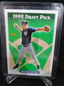 lot 58 image: 1993 Topps Derek Jeter Rookie Card #98