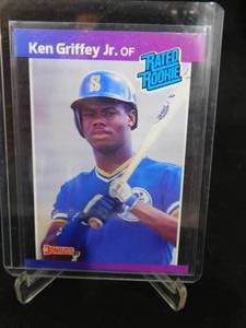 lot 61 image: 1989 Donruss Ken Griffey Jr. Rookie Card #33 LK