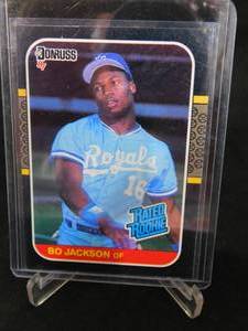 lot 63 image: 1987 Donruss Bo Jackson Rookie Card #35