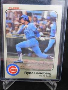 lot 74 image: 1983 Fleer Ryne Sandberg Rookie Card #507 LK