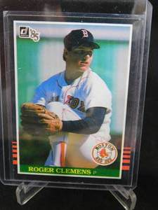 lot 76 image: 1985 Donruss Roger Clemens Rookie Card #273 LK