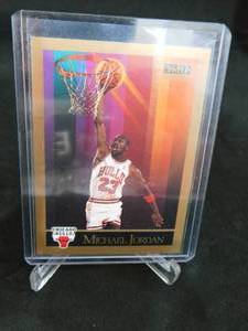 lot 96 image: 1990 Skybox Michael Jordan Basketball Card #41 1st Skybox Card