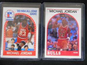lot 138 image: (2) 1989 Hoops Michael Jordan Cards #200 & #21 LK