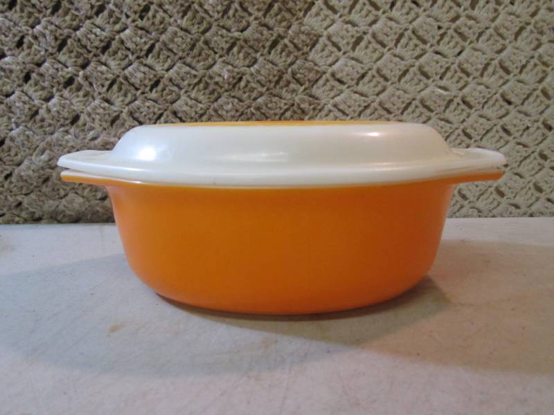 Vintage Pyrex 1 12 Quart Ovenware ...