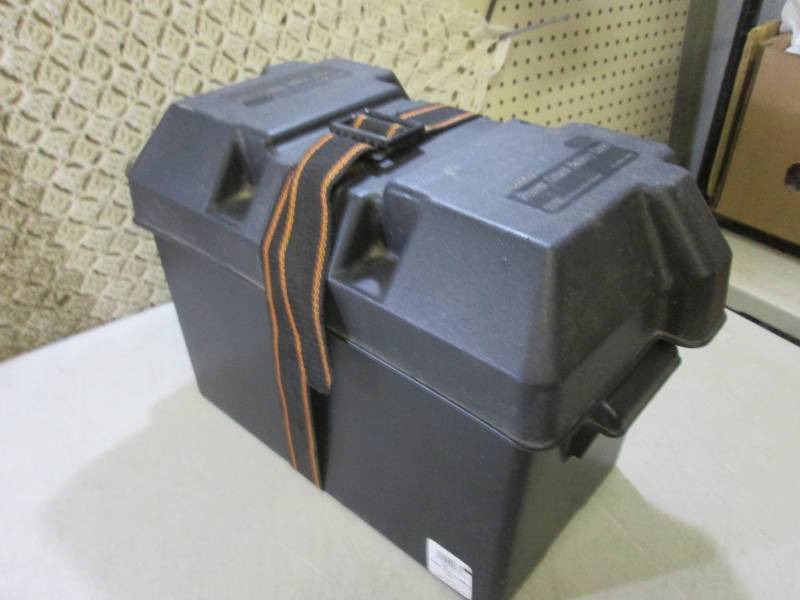 Attwood Power Guard Battery Case  F...