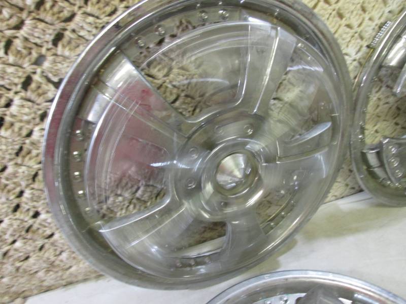 4 - 14 Spinner Hubcaps  CS...