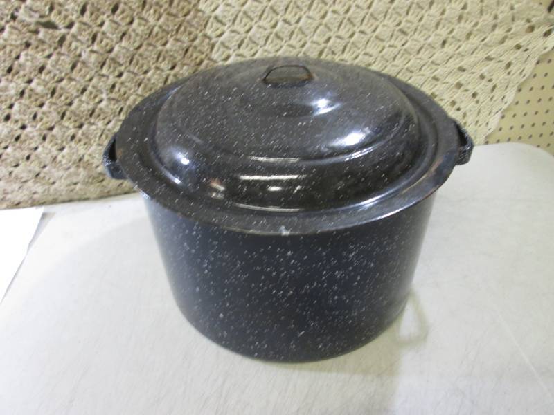 Large Cooking Pot with Canning Jars...