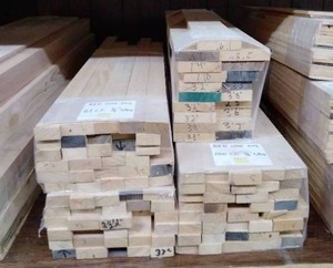 lot 356 image: Misc. Red Oak Shorts 34 Thick (SD2D3)