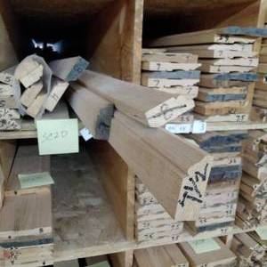 lot 72 image: 1 78 x 34 Red Oak Base Cap (SC2D)