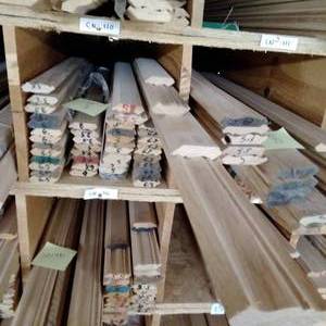 lot 170 image: 2 14 x 916 Red Oak Crown Moulding (SC14C)