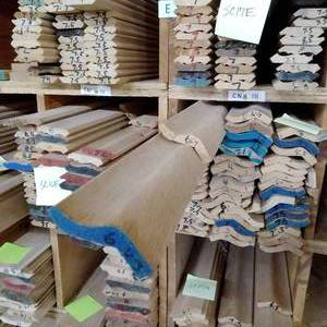 lot 186 image: 3 14 x 1 116 Red Oak Crown Moulding (SC17F)