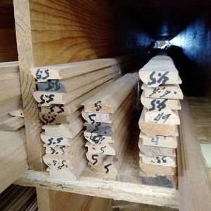 lot 105 image: 1 12 x 58 Red Oak Wainscot Cap (SC24G)