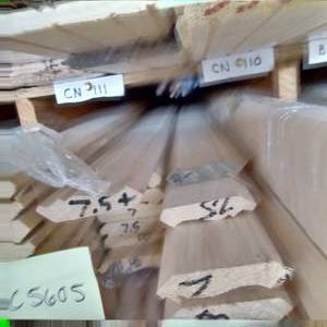 lot 162 image: 2 34 x 916 Basswood Crown Moulding (SC5605)