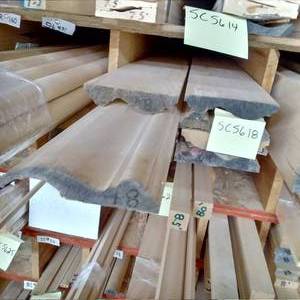 lot 150 image: 5 38 x 1 18 Basswood Mantel MouldingChair Rail (SC5618)