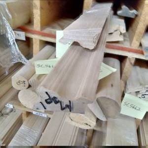 lot 243 image: 2 116 x 1 Basswood Picture Rail (SC5654)