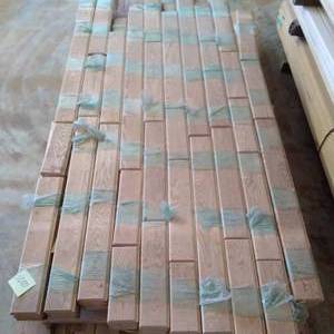 lot 317 image: 4 x 34 Red Oak T&G End-matched - 186 sq ft (SD87)
