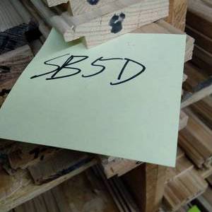 lot 214 image: 2 12 x 916 Ash Panel Moulding and 1316 x 716 gallery rail (SB5D)