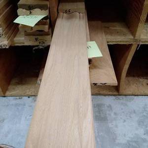 lot 264 image: 3 1116 x 34 Red Oak Chair Rail (SB14H)