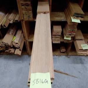 lot 272 image: 3 1116 x 34 Red Oak Chair Rail (SB16G)