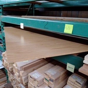 lot 321 image: 6 Particle Board Panels 12 x 60 x 30 (SD2C1)
