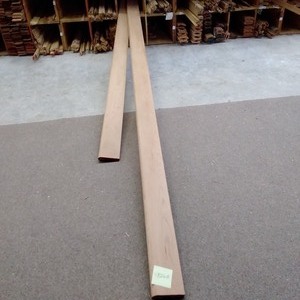 lot 130 image: 5 x 1 12 Cherry Hand Rail (SB26H)