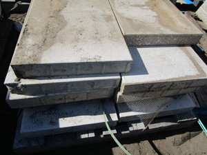 lot 13 image: Concrete pavers, 36x18x2.75, qty...