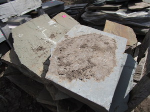 lot 39 image: Flagstone Pavers, irregular sizes u...