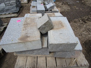 lot 138 image: Granite wall block, 15x8x8...