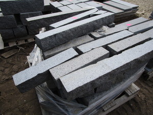 lot 146 image: Granite, up to 36x4x4...
