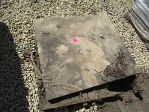 lot 184 image: Limestone pavers, 32x36...