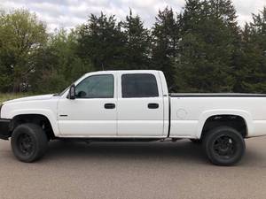 2003 Chevrolet Silverado K2500HD LT - 6.6 DURAMAX - UTAH TRUCK - RUST FREE BODY