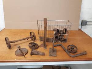 lot 23 image: Lot of Antique Iron Pieces
