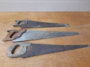 lot 73 image: Lot of 3 Vintage Hand Saws