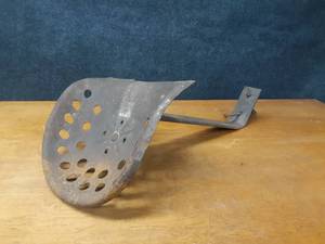 lot 171 image: Antique Implement Seat w Mount