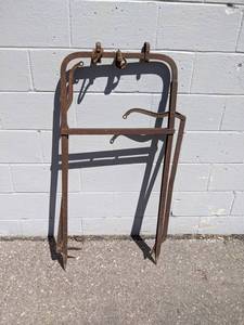 lot 111 image: Antique Hay Bale Sling  Grabber