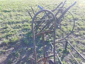 lot 32 image: Vintage 2-Wheel Cart and Steel frame for Table