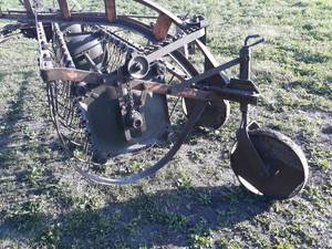 lot 10 image: Antique Side Delivery Rake