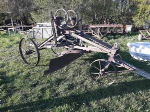 lot 12 image: Antique Road Grader - Northfield Iron Co. Northfield MN