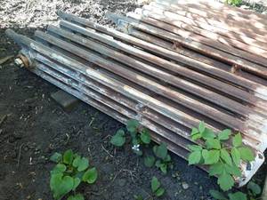 lot 42 image: Set of Cast Iron Radiators