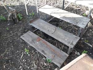 lot 43 image: Set of Steel Frame stairs w wood steps