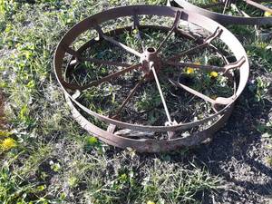 lot 14 image: Antique Pair of Corn Planter Wheels